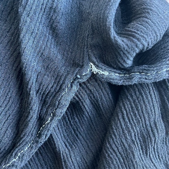 Rock & Republic Ombre Fade Long Sleeve Crinkle Blouse  Blue - Picture 6 of 6